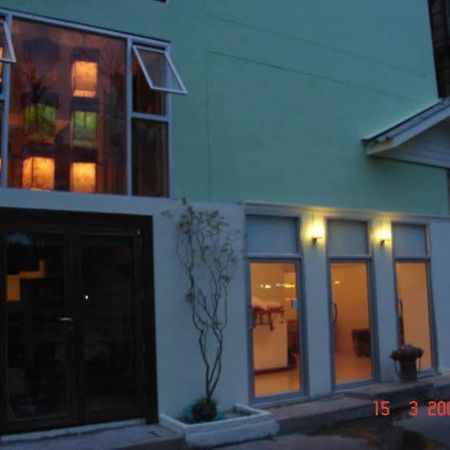 Kaset Guesthouse Bangkok Eksteriør billede